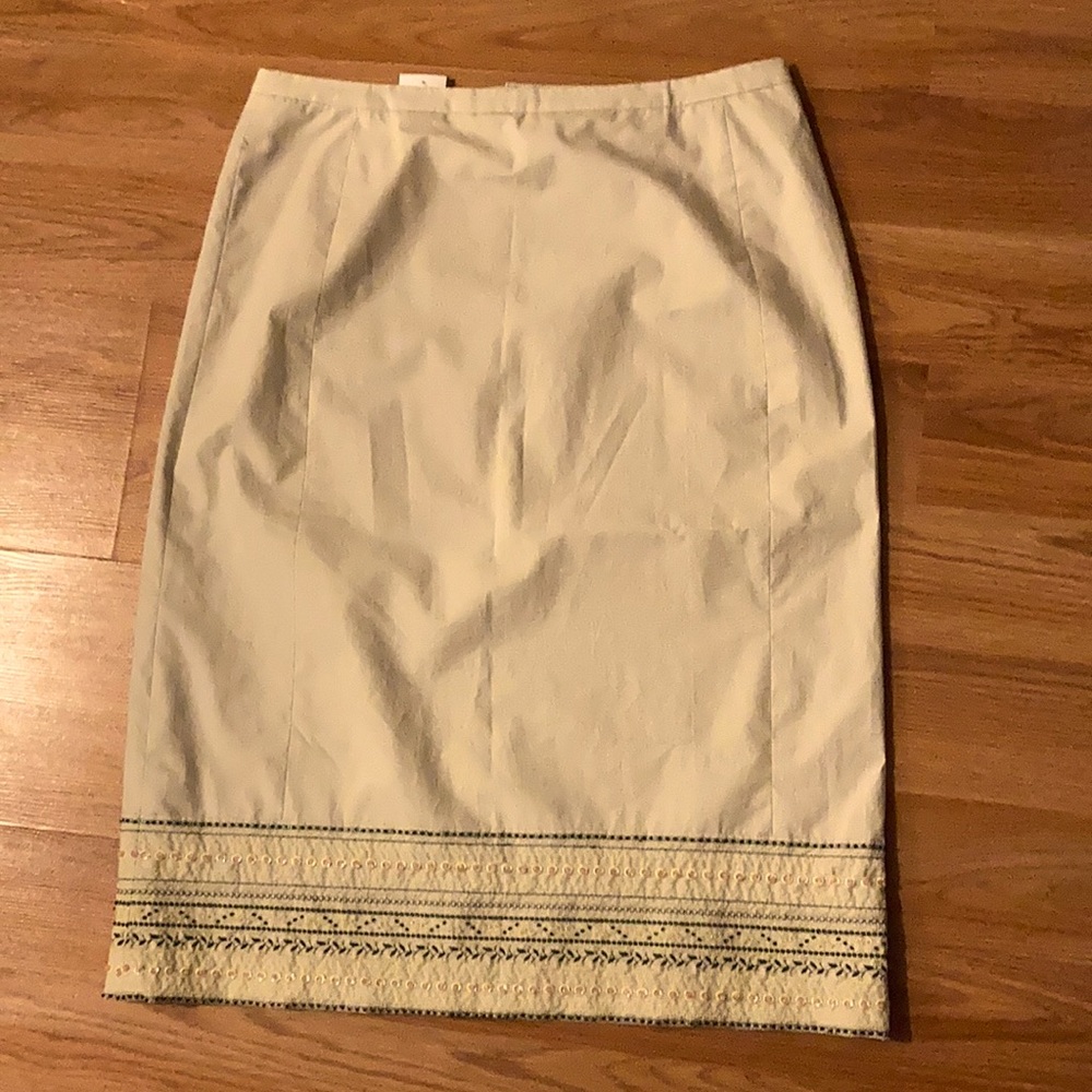 BCBG skirt